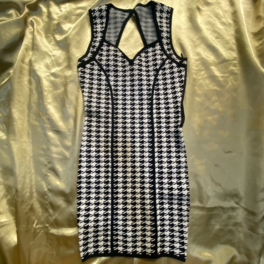 Guess Dress | Guess Houndstooth Bodycon Dress | Color: Black/White | Size: XS